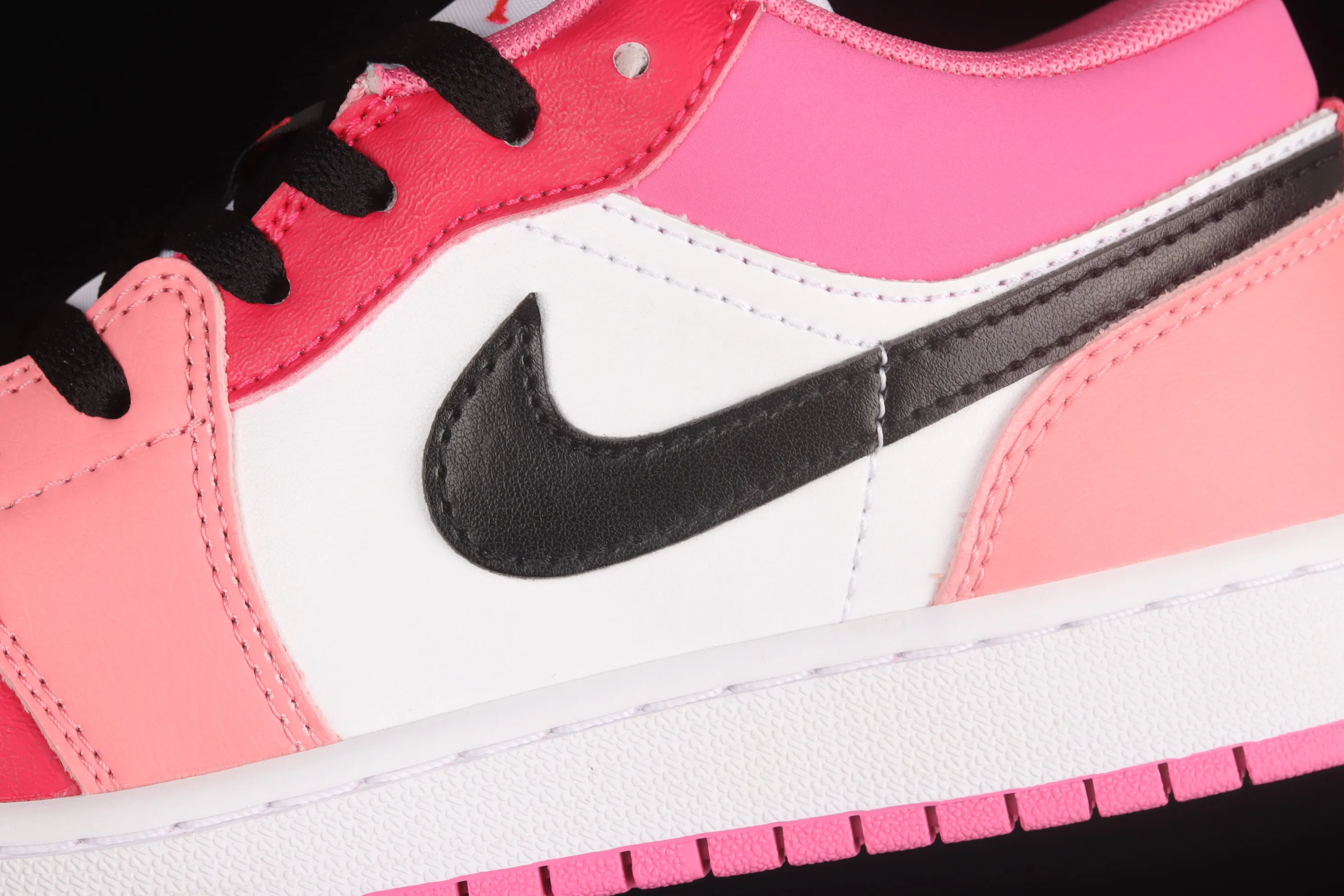 All categories Air Jordan Jordan series basketball shoes Air Jordan 1 Low Air Jordan 1 Low AJ1 Joe 1 white and pink low-top cultural basketball shoes 553560-162